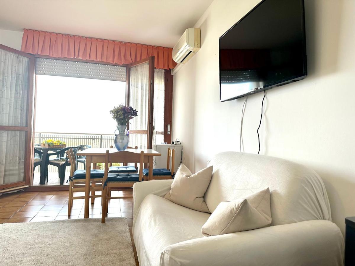 Marina Bay View Apartment Bevazzana Esterno foto